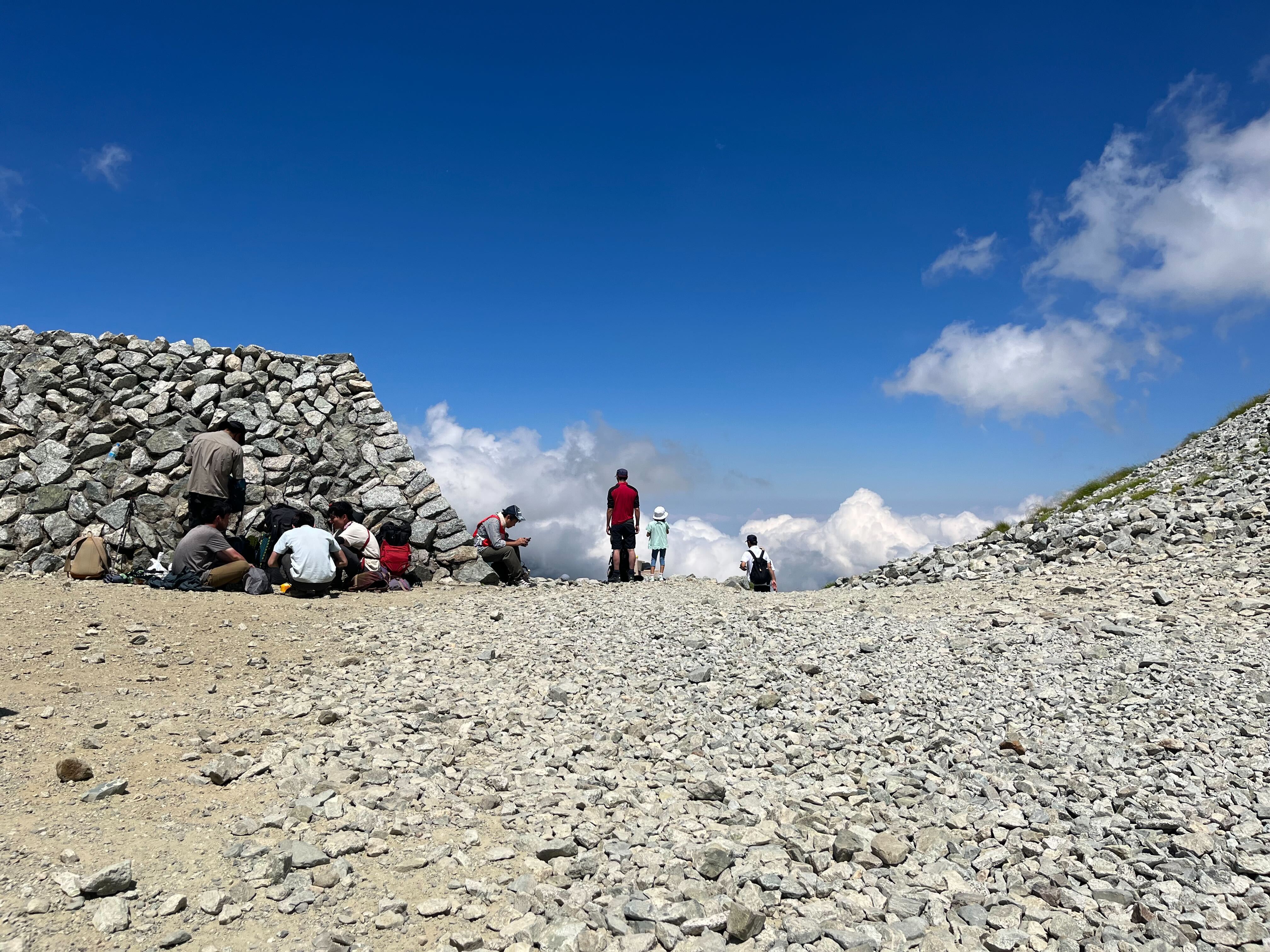 一の越から見た雲